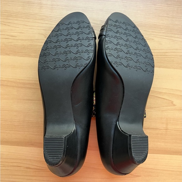 Hush Puppies -Shoes from Soft Style by Hush Puppies. Size 7 1/2” . Color Black. - Picture 5 of 9